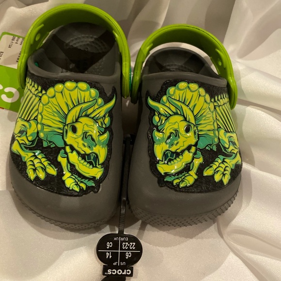 dinosaur crocs for kids